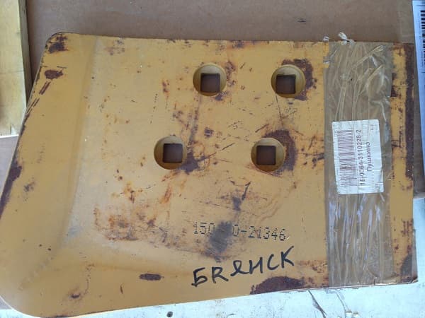 Нож боковой правый 150-70-21346