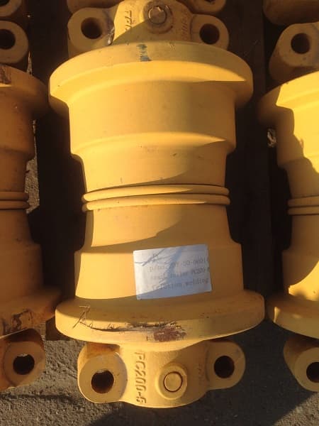 Каток опорный 20Y-30-00014