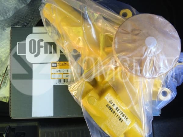 Водяной насос (помпа) 6206-61-1103